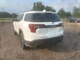 Used 2023 GMC Acadia SLE w/ Driver Convenience Package image 4