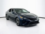 Used 2020 Toyota Camry SE image 3
