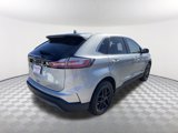 Used 2023 Ford Edge SEL image 3