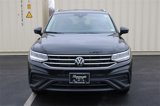 Certified 2024 Volkswagen Tiguan SE w/ MDO Package, Three-Row image 3