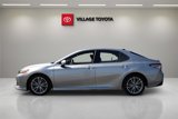 Used 2018 Toyota Camry XLE image 2