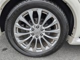 Used 2015 INFINITI QX80 Luxe w/ 22" Wheel Package image 2