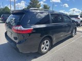 Used 2019 Toyota Sienna LE w/ LE Preferred Package image 5