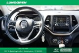 Used 2014 Jeep Cherokee Sport image 6