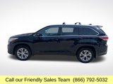 Used 2014 Toyota Highlander XLE image 2