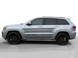 Used 2018 Jeep Grand Cherokee Altitude image 2