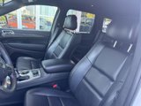 Used 2019 Jeep Grand Cherokee Limited image 4