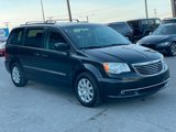 Used 2014 Chrysler Town & Country Touring image 4