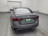 Used 2020 Nissan Altima 2.5 SR w/ Premium Package image 6