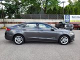 Used 2018 Ford Fusion SE image 3