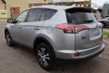 Used 2018 Toyota RAV4 LE image 4