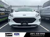 Used 2020 Ford Escape SE image 2