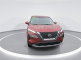 Used 2021 Nissan Rogue SV image 2