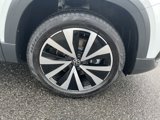 Certified 2022 Volkswagen Taos SE image 5