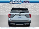 Used 2020 Ford Explorer XLT w/ Equipment Group 202A image 4
