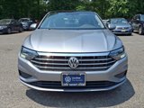 Used 2021 Volkswagen Jetta SE w/ SE Cold Weather Package image 3