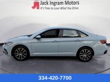 New 2025 Volkswagen Jetta SE image 2