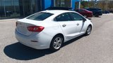 Used 2018 Chevrolet Cruze LT w/ Convenience Package image 3