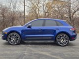 Certified 2024 Porsche Macan image 2