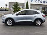 Used 2022 Ford Escape SE image 2