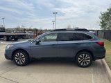 Used 2017 Subaru Outback 2.5i Limited image 2
