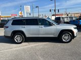 Used 2023 Jeep Grand Cherokee L Laredo image 4