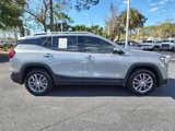 Used 2023 GMC Terrain SLT image 2