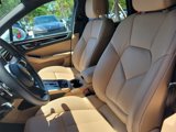 Used 2025 Porsche Macan image 5