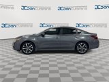 Used 2017 Nissan Altima 2.5 SR w/ LED Appearance Package image 5