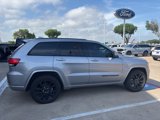 Used 2020 Jeep Grand Cherokee Altitude image 3