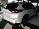 Used 2025 Nissan Rogue SV image 5