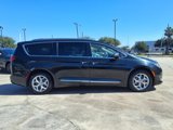Used 2020 Chrysler Pacifica Limited image 4