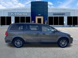 Used 2015 Dodge Grand Caravan SXT image 2