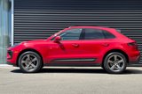 Used 2025 Porsche Macan image 2