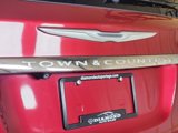 Used 2014 Chrysler Town & Country Touring image 6