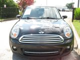 Used 2011 MINI Cooper Hardtop image 2