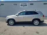 Used 2014 Kia Sorento EX image 2