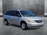 Used 2002 Chrysler Town & Country LX image 3