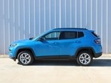 New 2025 Jeep Compass Latitude image 4