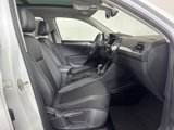 Used 2022 Volkswagen Tiguan SE w/ Panoramic Sunroof Package image 4