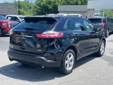 Certified 2020 Ford Edge SE image 3