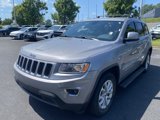 Used 2016 Jeep Grand Cherokee Laredo w/ Quick Order Package 23E image 2