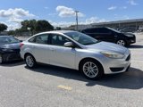 Used 2018 Ford Focus SE image 2