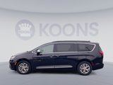 Used 2023 Chrysler Pacifica Limited image 2
