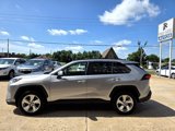 Used 2021 Toyota RAV4 XLE Premium image 3