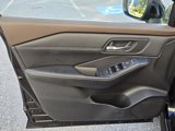 Used 2023 Nissan Rogue SV image 6