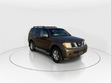 Used 2005 Nissan Pathfinder SE w/ (P01) Se Premium Pkg image 2