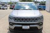 Used 2022 Jeep Compass Latitude image 2