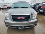 Used 2008 GMC Yukon SLT w/ SLT Preferred Equipment Group image 3