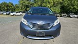 Used 2015 Toyota Sienna LE image 3